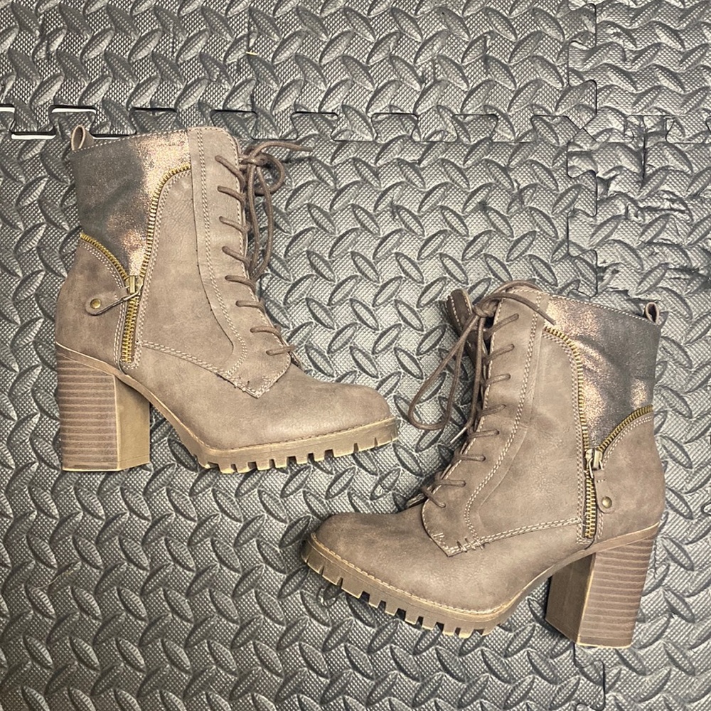 Brown ankle boots